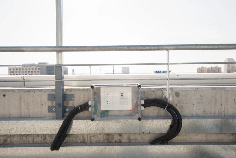 קופסת CI46 עם בסיס שחור, מכסה שקוף 500X350X150 - אור שי סיטונאות חשמל בע״מ