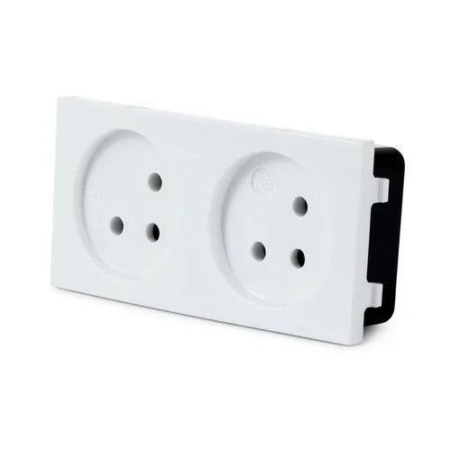 זוג שקעי כח לבנים לעמדת NISKO OFFICE - אור שי סיטונאות חשמל בע״מ