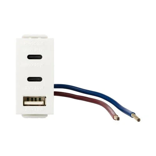 מטען 3 יציאות USB 2C+A PD 20W לבן מט 1 מודול ניסקו סוויץ' - אור שי סיטונאות חשמל בע״מ