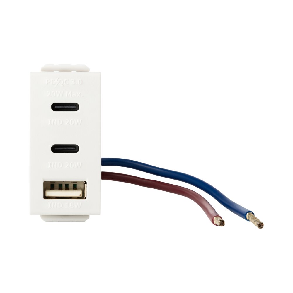 מטען USB 3 יציאות לבן מט 1M