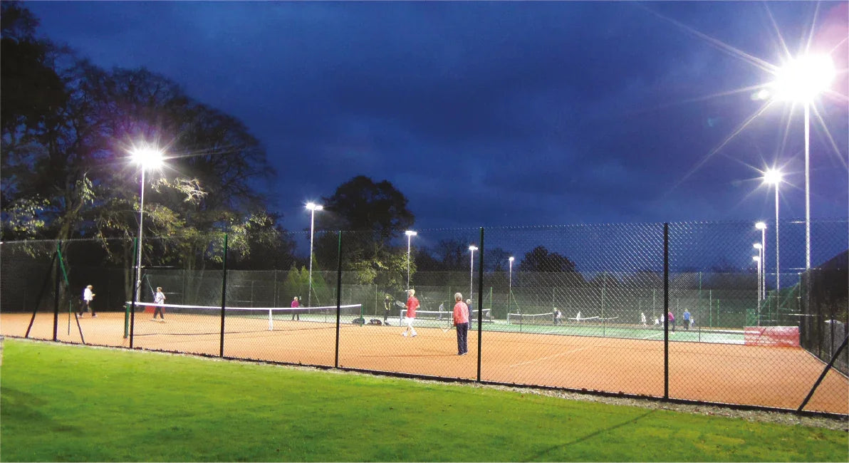 דגם הוריקן-פנס הצפה מקצועי שחור 200W זוית 60 TekTonix - אור שי סיטונאות חשמל בע״מ