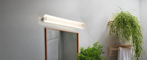 תאורת מראה גוף שחור RAIN IP44 15W אור חם - אור שי סיטונאות חשמל בע״מ