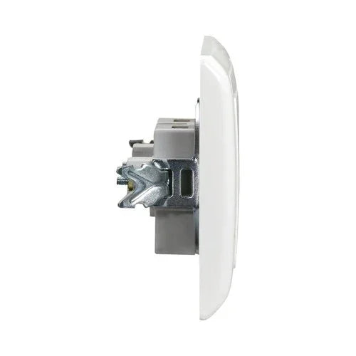 שקע כח תחת הטיח ספיר - אור שי סיטונאות חשמל בע״מ