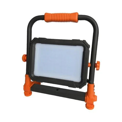 פנס נטען שחור WORKER PLUS 33W IP54 אור קר - אור שי סיטונאות חשמל בע״מ