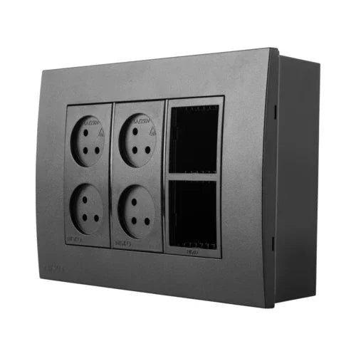 עמדת NISKO OFFICE על הטיח שחור מט 6 מודול, 4 שקעים ומתאם ניסקו סוויץ' - אור שי סיטונאות חשמל בע״מ