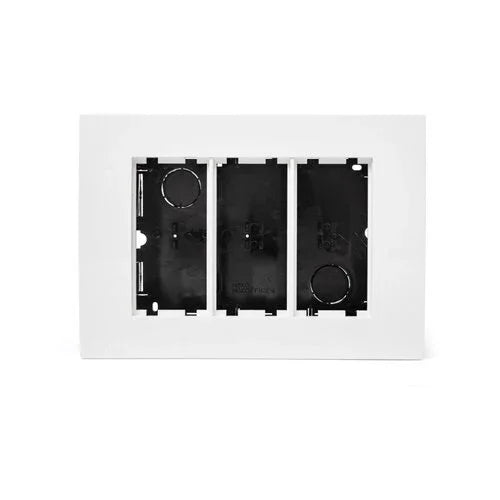 עמדת HOME & OFFICE תחת הטיח 6 מודול, ללא אביזרים - אור שי סיטונאות חשמל בע״מ