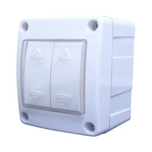 קופסת סויץ' למפסקים מוגנת מים IP55 עה"ט 2 מודול, מתאימה למפסקים של ניסקו סויץ' - אור שי סיטונאות חשמל בע״מ
