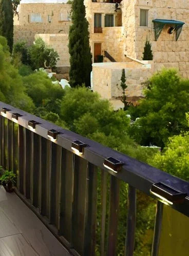 זוג תאורה סולארית שחור BLAZE 3W IP44 אור חם - אור שי סיטונאות חשמל בע״מ