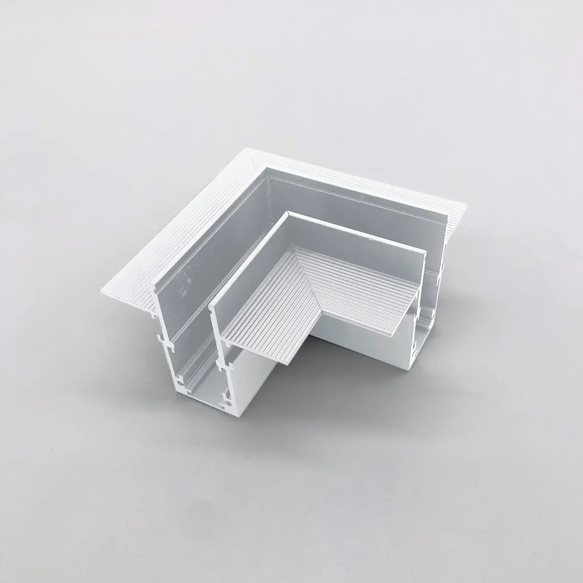 הילי מחבר זוית תקרה-שקוע-01 - אור שי סיטונאות חשמל בע״מ