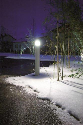 בולרד שחור SYLVANIA 12W 500mm IP65 אור ניטרלי - אור שי סיטונאות חשמל בע״מ