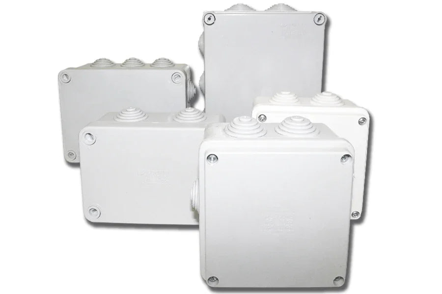 קופסת הסתעפות+פטמות 100 דגם - NO15ST COURBI - אור שי סיטונאות חשמל בע״מ