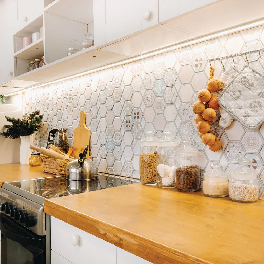 דגם ניצן חיצוני 15W שחור גוון אור חם TekTonix - אור שי סיטונאות חשמל בע״מ