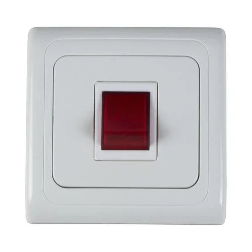 לחצן מדרגות אדום תחת הטיח ספיר - אור שי סיטונאות חשמל בע״מ