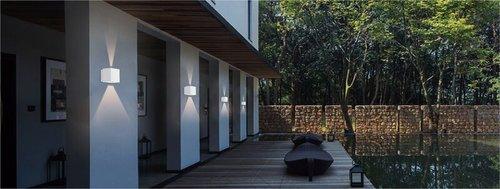 צמוד קיר לבן GLOW UP&DOWN 10W 15°~120° IP65 אור ניטרלי - אור שי סיטונאות חשמל בע״מ