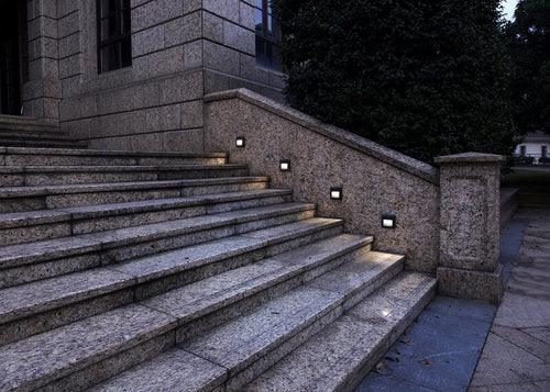 צמוד קיר לבן LOTUS-S 2W IP65 3CCT (71461310) - אור שי סיטונאות חשמל בע״מ