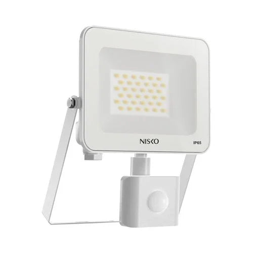 הצפה לבן EAGLE 30W IP65 אור חם עם חיישן - אור שי סיטונאות חשמל בע״מ