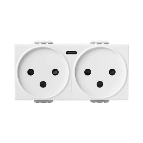 שקע כפול עם מטען USB מהיר אוניברסלי TYPE C PD ניסקו סוויץ' (35022224) - אור שי סיטונאות חשמל בע״מ