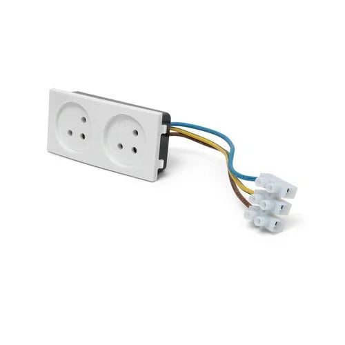 זוג שקעי כח לבנים לעמדת NISKO OFFICE - אור שי סיטונאות חשמל בע״מ